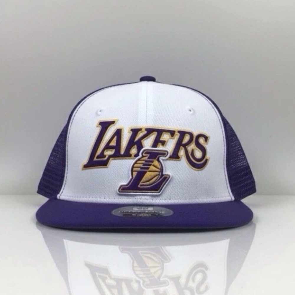 LA Lakers Ultra Game Trucker
Snapback Hat White Purple Mesh
NBA Cap NEW